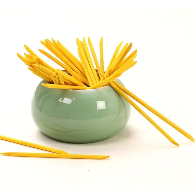 100 Pcs Orange Wood Nail Sticks Double Sided Multi Functional Cuticle Pusher Manicure Pedicure Tool for Manicure Pedicure Yellow