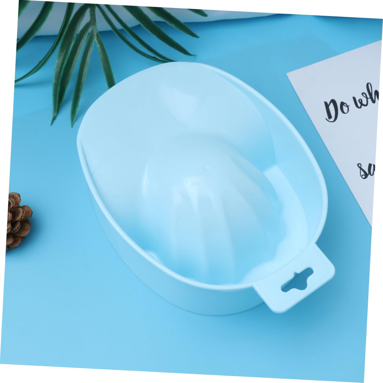 1Pc Rectangular Nail Soaking Bowl for Nail Polish Removal Blue Manicure Care Bowl Care Soaker for Nail Removal and Treatment