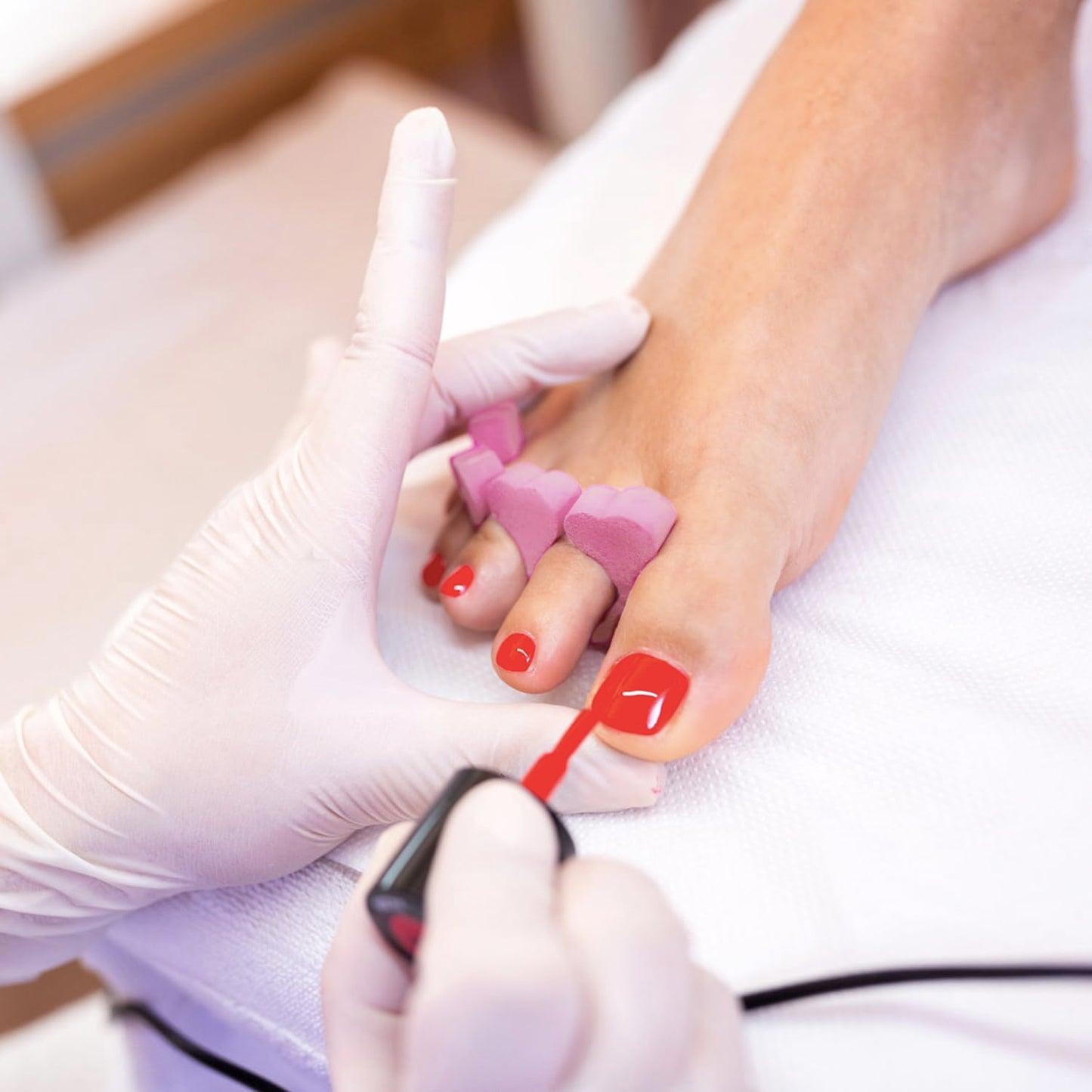 Toe Separators, Lainrrew 50 Pcs/ 25 Pairs Soft Foam Toe Separator Pedicure Toe Stretcher Toe Spacers Cushions Finger Dividers with 5 Nail Files for Nail Polish, Toes & Finger Relaxing Holding