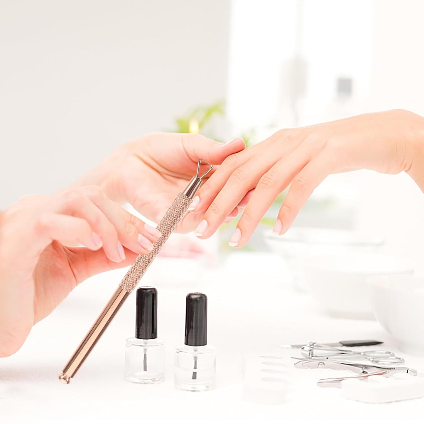 4 Pcs Stainless Steel Cuticle Pusher Gel Remover Tool Nail Art Gel Nails Gel Triangle Cuticle Pusher Polish Remover Tool Stainless Steel Nail Gel Remover Peeled Peeler Lip Gloss