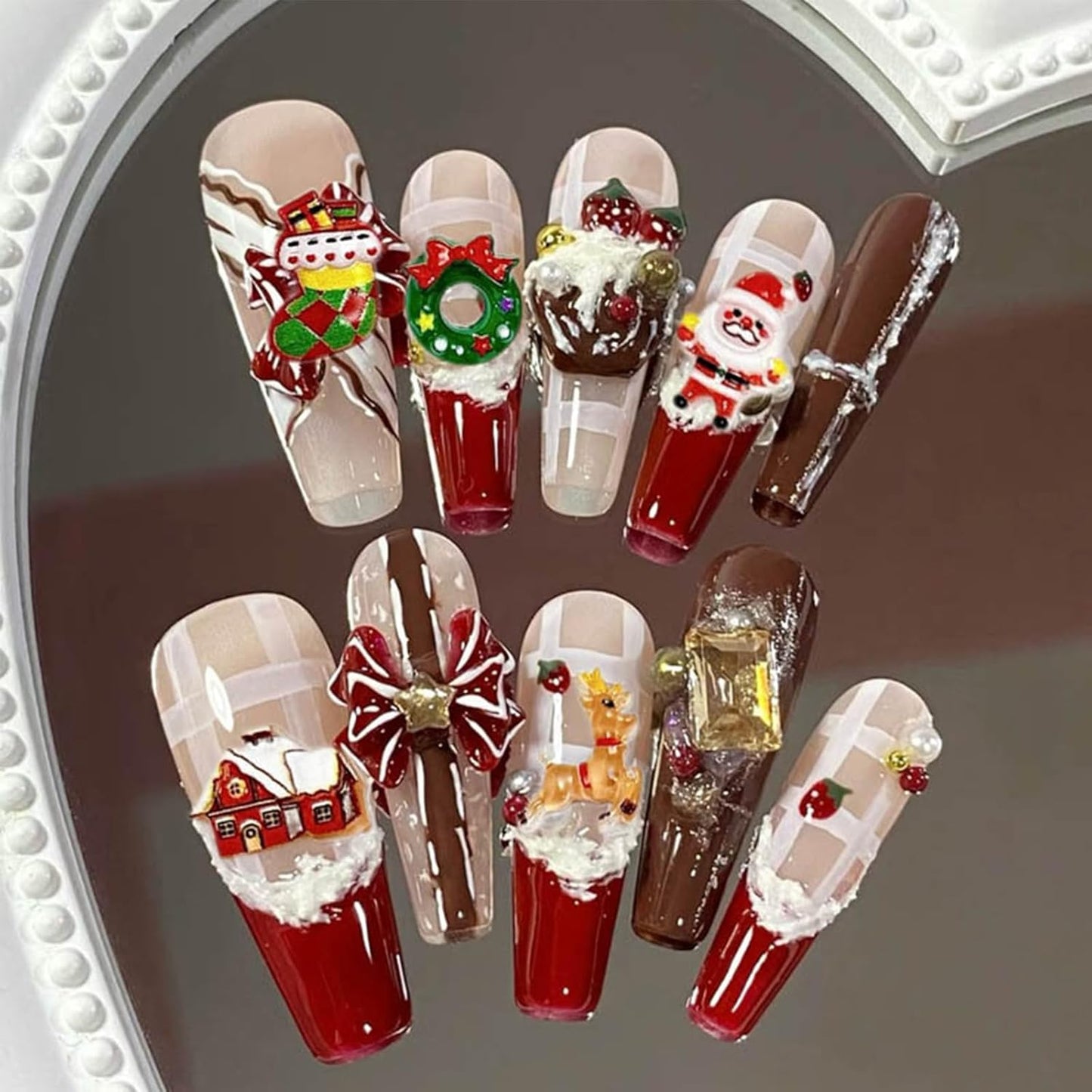 50Pcs Christmas Resin Nail Art Charms 3D Mixed Xmas Tree Santa Claus Nail Charms Cartoon Elk Bells Snowman Sock Candle House Nail Art Rhinestones Small Cartoon Nail Jewelry DIY Nail Decor