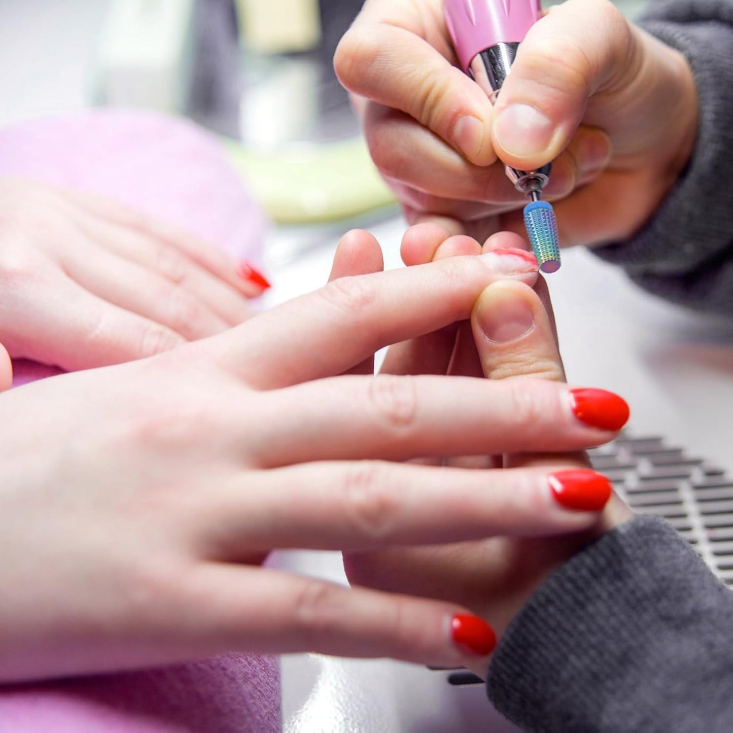 Yakamoz 5Pcs Carbide Nail Drill Bits Set, 3/32 Inch Shank Professional Nail File Drill Bits XC C M F XF Nail E File Bits Safety Efile Nail Bits for Acrylic Nails Gel Polish Manicure, 2 Way Rotate