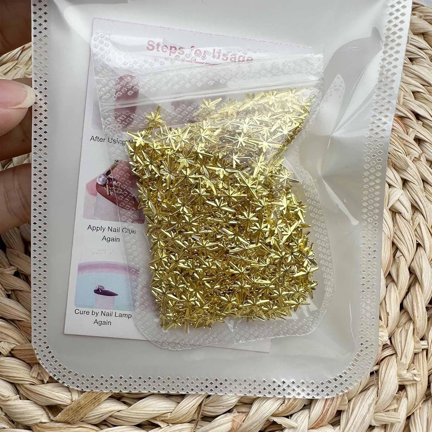 1000Pcs Mini Star Nail Art Charms Cute 3D Alloy Gold Star Nail Charms Metallic Retro Gold Cross Stars Nail Gems Nail Jewelry Nail Diamonds for Women Girls Acrylic Nails DIY Nail Art Decor
