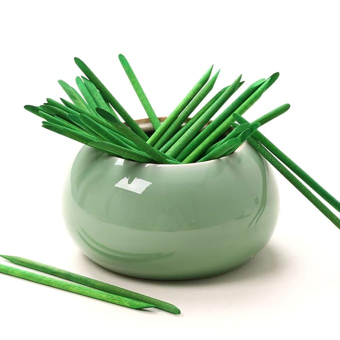 100 Pcs Orange Wood Nail Sticks Double Sided Multi Functional Cuticle Pusher Manicure Pedicure Tool for Manicure Pedicure Green