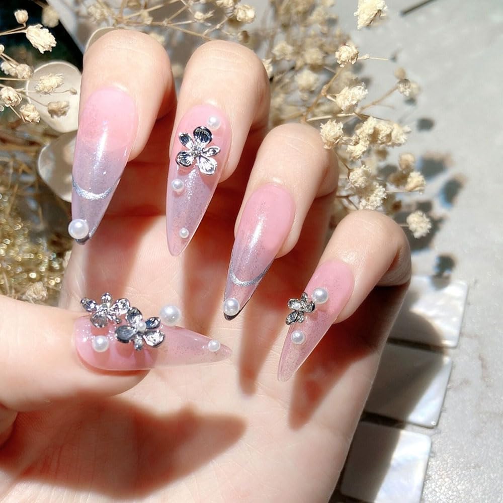 40PCS Gold Flower Nail Art Charms, 3D Metal Alloy Nail Charms Cute Mini Floral Blossom Designs Manicure Jewelry Charms Rhinestones for Women Nail Art DIY