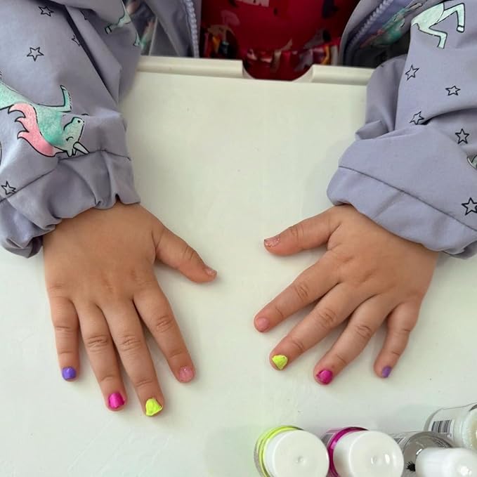 Piggy Paint 4 Polish Neon Box Set (Bonus: Blacklight Glow!)