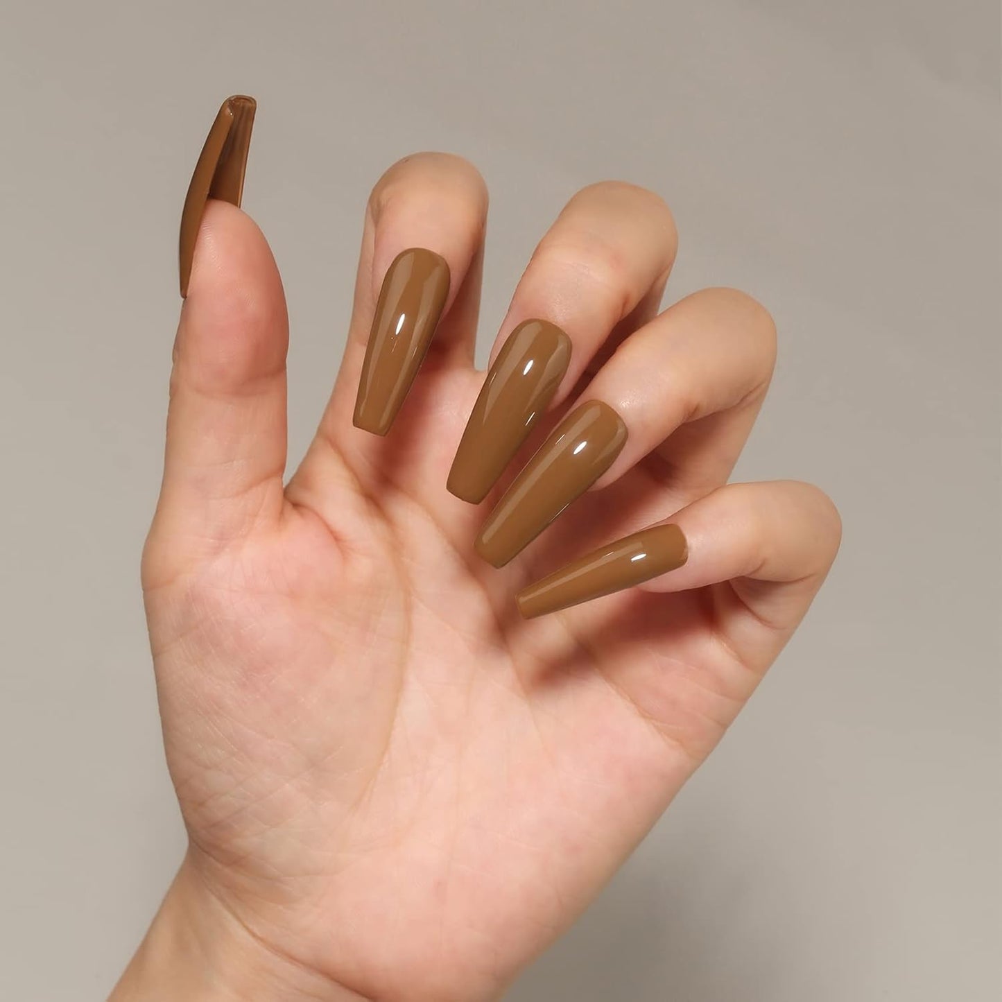 MAYCHAO 15ML Coffee Brown Gel Nail Polish 1Pc Khaki Brown Gel Polish Soak Off UV LED Nail Polish Nail Art Starter Manicure Salon DIY at Home, 0.5 OZ