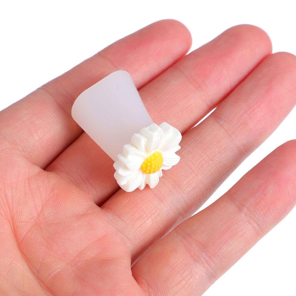 32Pcs Silicone Toe Separators Daisy Toe Separator Daisy Flower Toe Spacers Gel Rubber Toe Stretcher Pedicures for Women Nail Art Pedicure Manicure