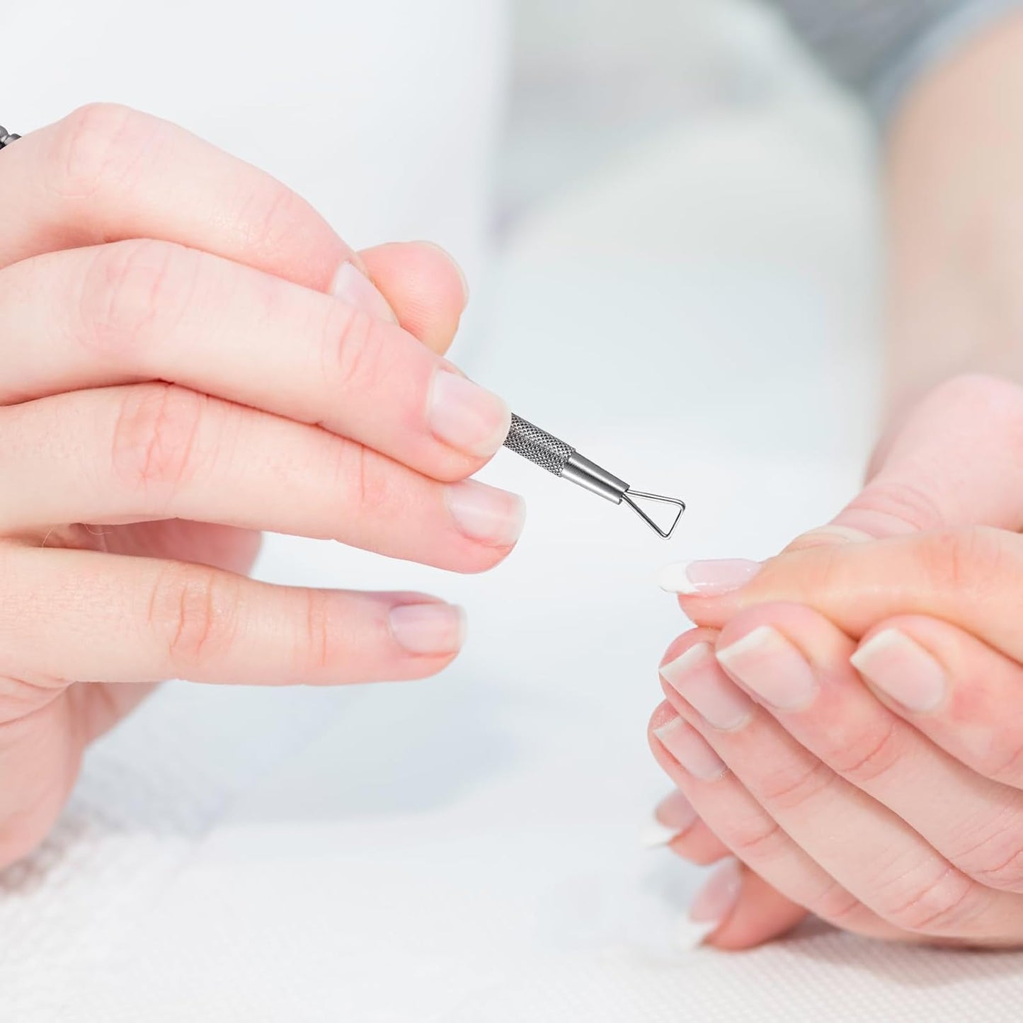 Uonlytech 4 Pcs Nail Polish Scraper and Gel Polish Remover Tool Set Stainless Steel Armor Removal Planer with Triangular Cuticle Pushers for Precise Nail Cleaning