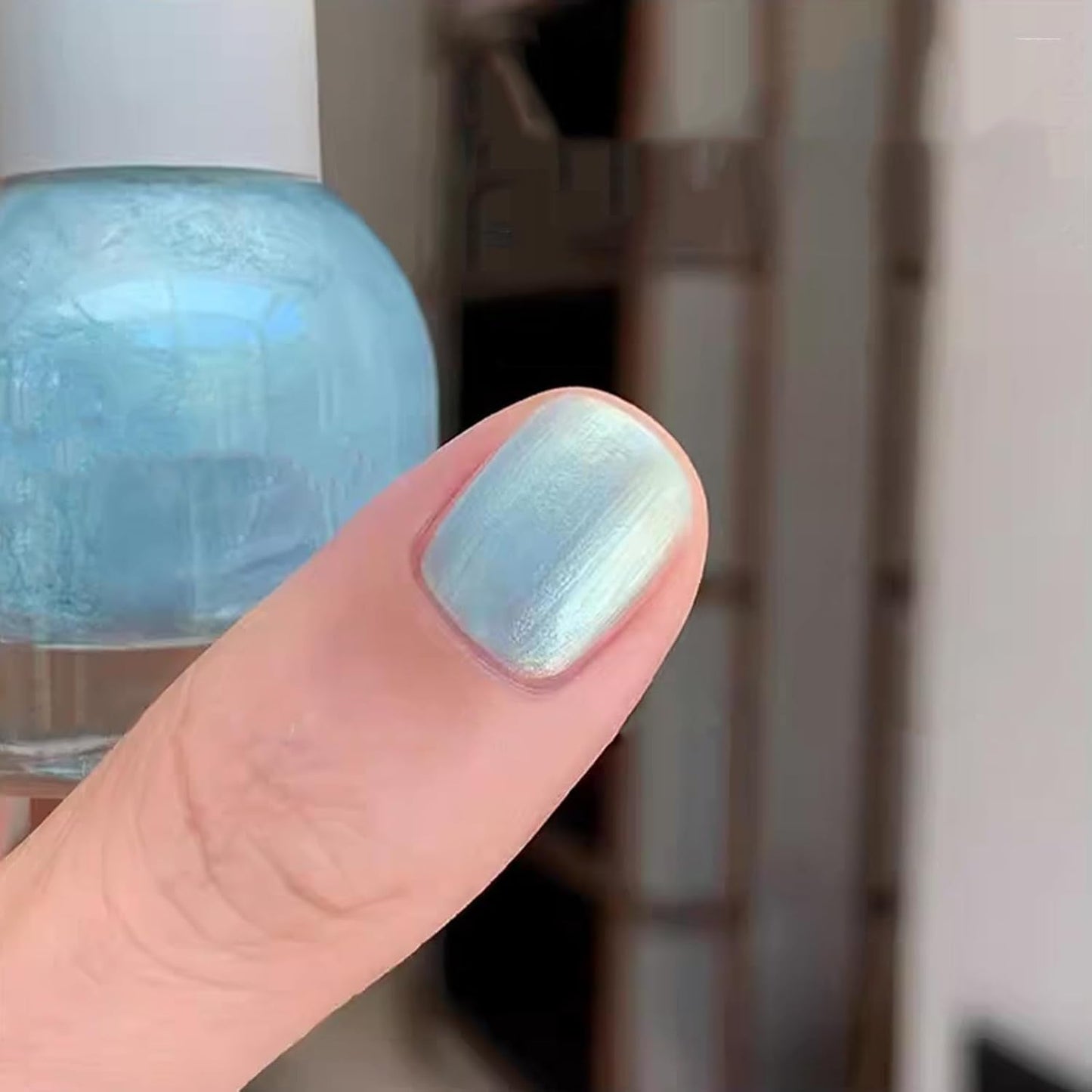 COSMOO Pearl Blue Nail Polish, 10ml Quick Dry Nail Lacquer, Super Lustrous Nail Enamel Polish, Shimmer Iridescent Ultrachrome Art Varnish, 0.34 fl oz (Pearl Blue)