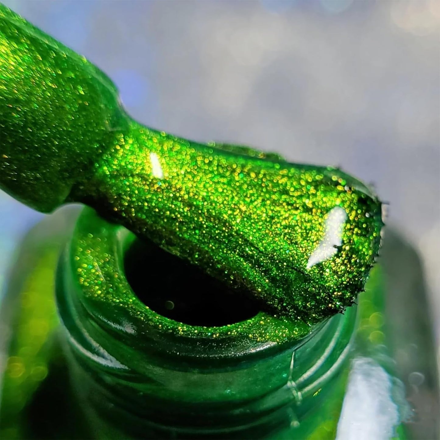 COSMOO Green Nail Polish, 12ml Bright Quick Dry Nail Lacquer, Shimmer Art Varnish, 0.41 fl oz (Shimmer Green)
