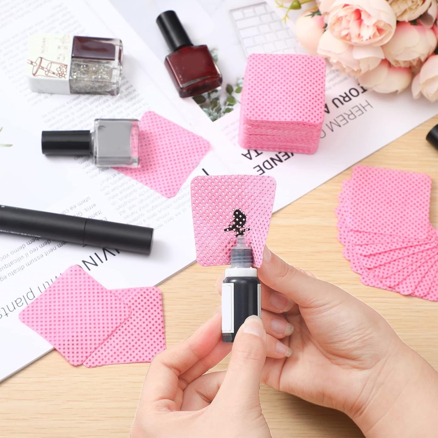 Maitys 1000 Pieces Eyelash Extension Glue Wipes Eyelash Glue Cleaner Non Woven Fabric Wipes Lash Supplies Accessories Tools for Extension Nail Polish Bottle(Rose Red)