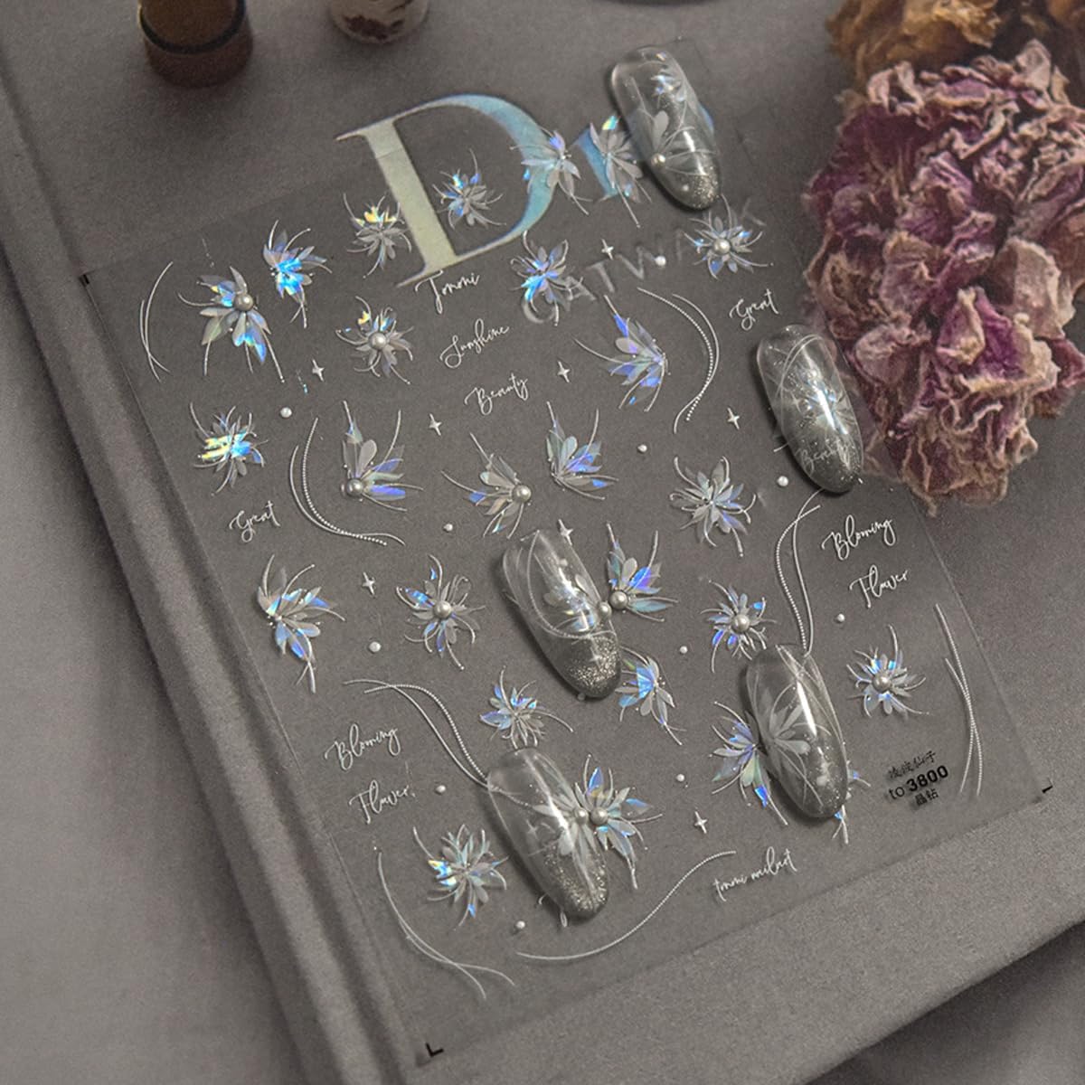 1 Sheet Shell Light Flower Nail Sticker with Rhinestone Design, White Line Nail Decals, 5D Embossed Self-Adhesive Nail Design Stickers for Women Daily DIY Manicure Decoration Supplies