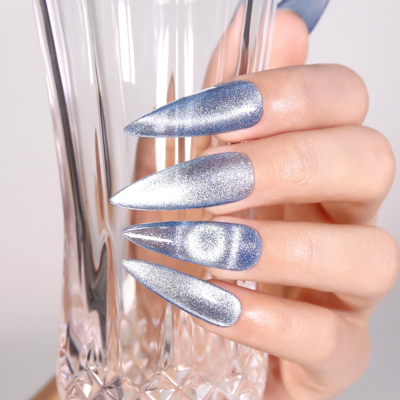 Imtiti Cat Eye Gel Nail Polish, 15ML Blue Holographic Glitter Cat Eye Gel Polish with Magnet UV LED Magnetic Gel Nail Polish Crystal Galaxy Sparkly Home DIY Manicure Nail Salon Kit