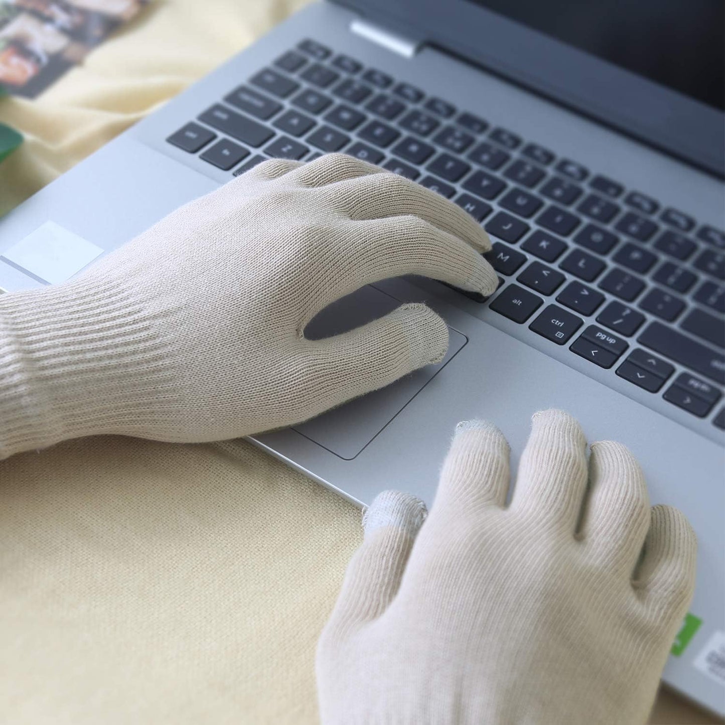 Evridwear Unisex Moisturizing Cotton Gloves with Touchscreen Fingertips for Eczema Beauty Cosmetic Dry Hands Sensitive Irritated Skin Therapy Overnight Bedtime, 6 Pairs, Lightweight-Beige, XS
