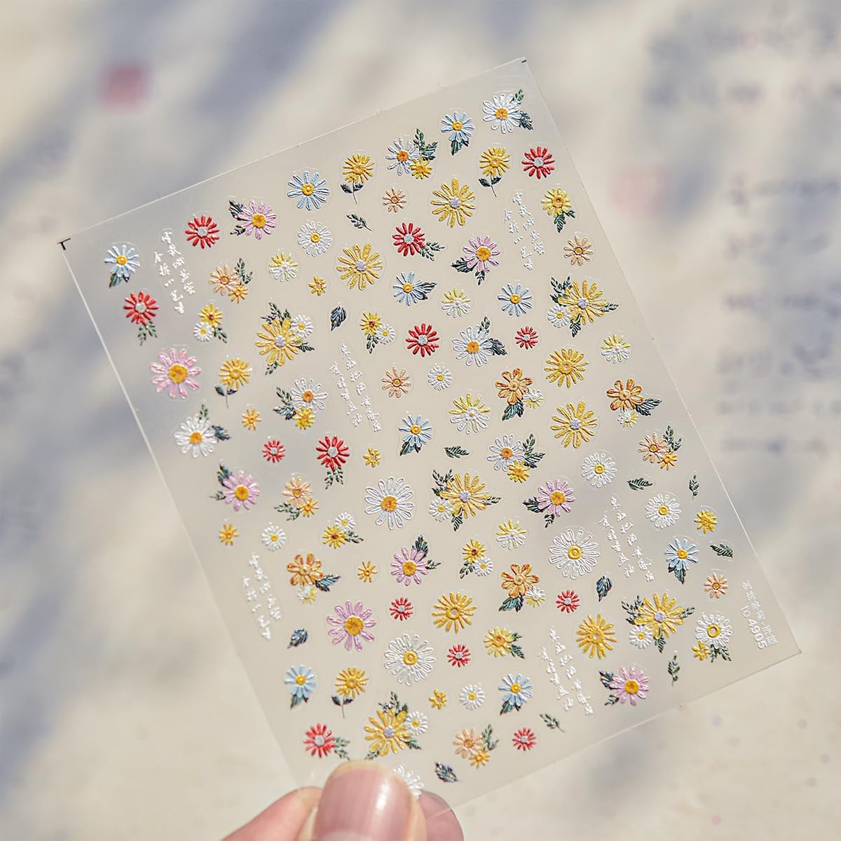 Flower Nail Stickers 5D Embossed Nail Art Stickers White Daisy Floral Self-Adhesive Nail Decals Spring Summer Nails Design Manicure Sliders for Women Girls Nails Art Decoration