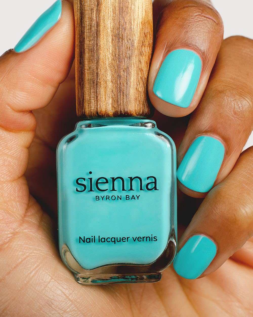 Sienna Byron Bay Breeze, Turquoise Aqua Vegan Nail Polish, Long-Lasting, Vegan & Cruelty-Free, 10ml – .34 fl oz.