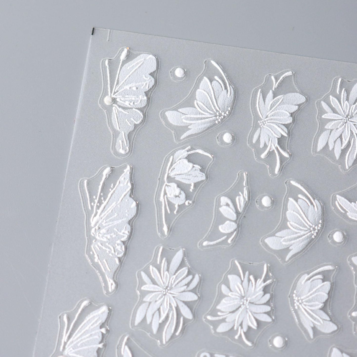 2Pcs Flower Nail Stickers for Nails Art White Magnolia Flowers Nail Art Stickers Decals Summer Butterfly Self-Adhesive Design Nail Supplies for Women Manicure Accessories
