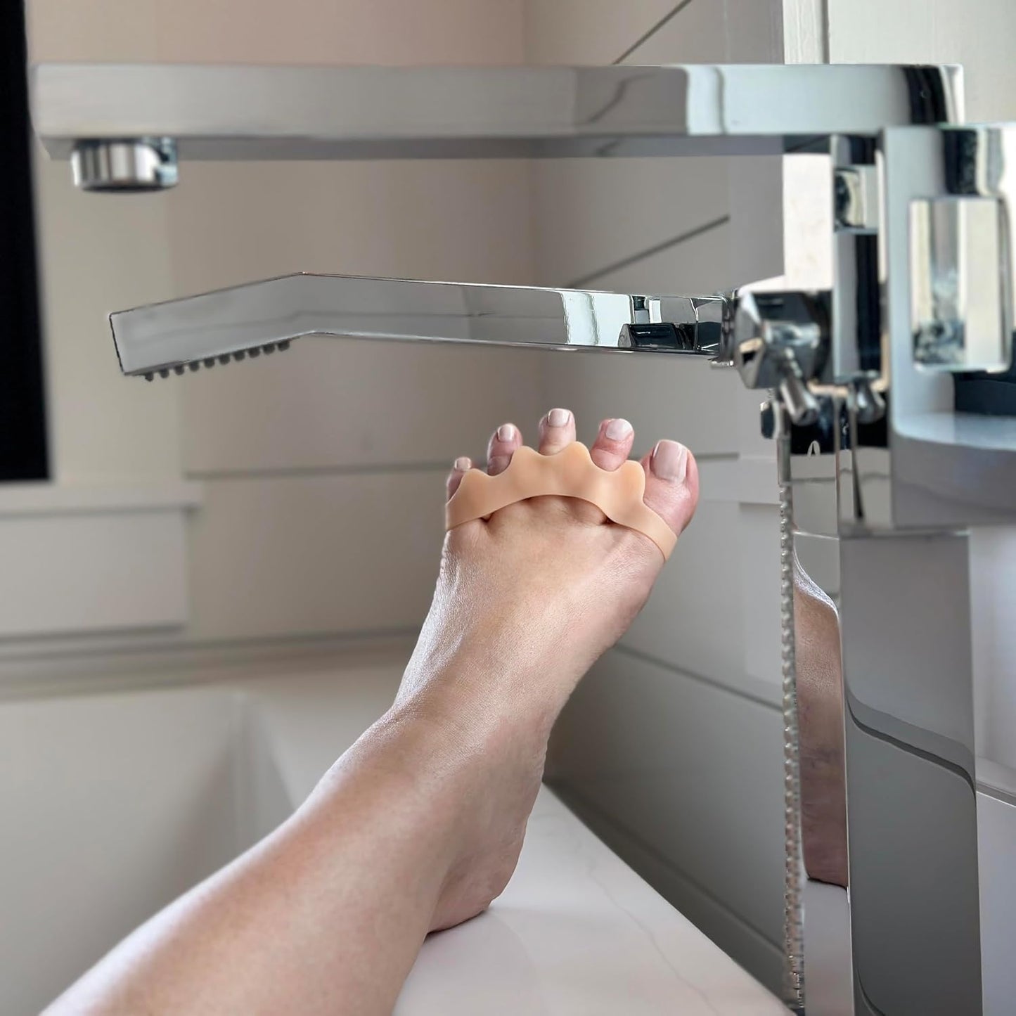 Toe Spacers - Toe Separators For Women - Toe spacers for men - Toe Spacers for Bunions, Hammertoes and Hallux Valgus - Correcting Bunions and Restoring Toes to Their Original Shape - Foot Care