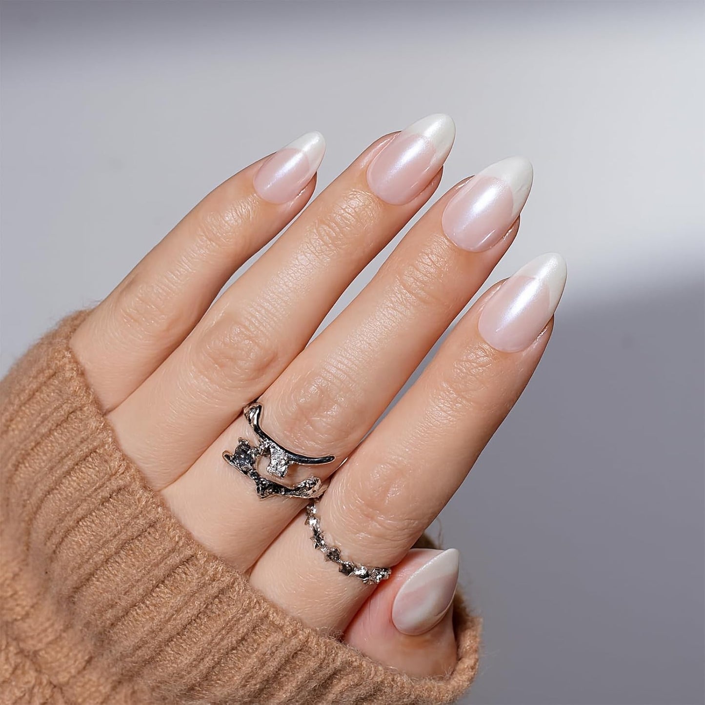 French Tip Press on Nails, Short White Press on Nails Almond Reusable Glossy Laser White Nails Soft Gel False Nails Press ons for Women, 16 Sizes 32 Count Nails Kit with Glue (SV-04)
