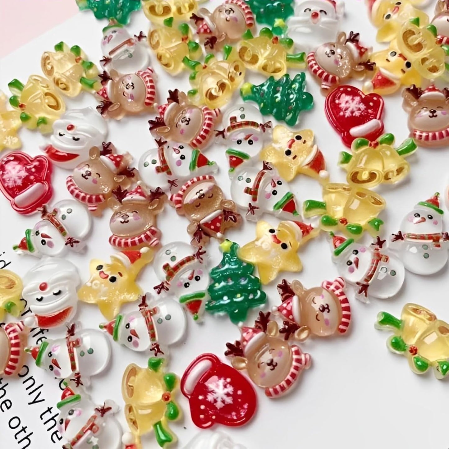 100Pcs Christmas Nail Charms 3D Muti Shape Flat Craft Resin Nail Art Charms Xmas Tree Reindeer Santa Claus Nail Art Rhinestones Snowman Bell Cute Winter Nail Supplies for Craft Making Ornament DIY