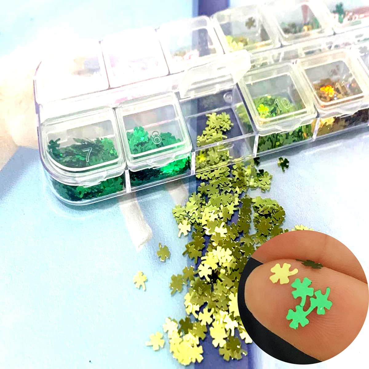 St. Patrick's Day Nail Art Glitters Green Clover Flakes Nail Sequins 3D Shamrocks Nail Art Glitter Design Holographic Leaf Sequin Nails Supplies Shine Lucky Nail Art Stickers Decorations DIY Crafts