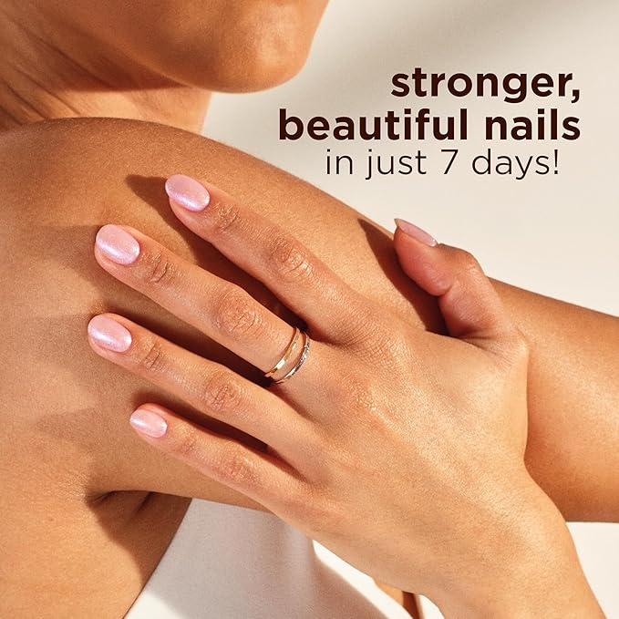 Sally Hansen Color Therapy Nail Polish | Biotin, Argan Oil, Long Lasting, Healthy Nails, Nail Strengthener, Opaque | 120 Morning Meditation | Light Green Nail Color