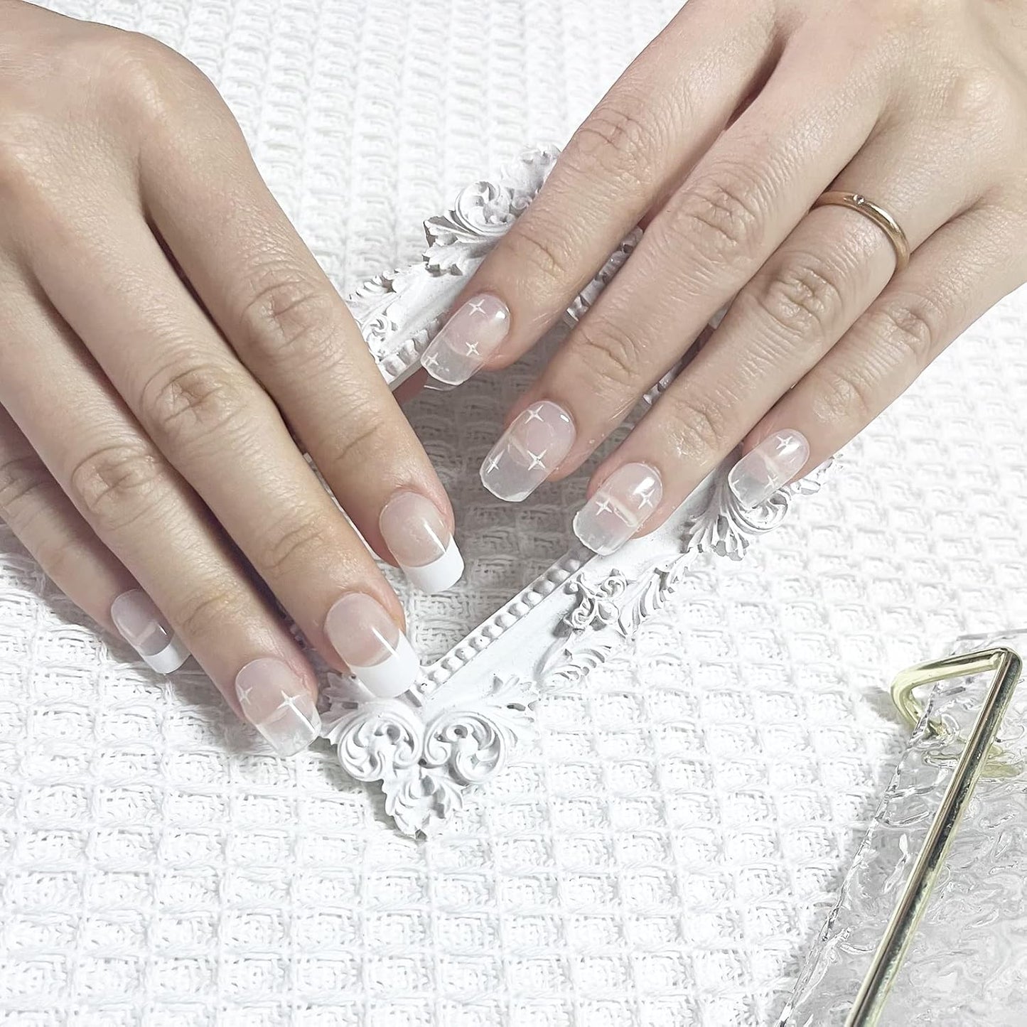 MOMSON Semi Cured Gel Nail Strips - 20 Real Gel Nail Polish Stickers/Full Nail Wraps - Art Manicure Kits for DIY at Home, Salon-Quality, Easy to Apply & Remove (Transparent, White Star)