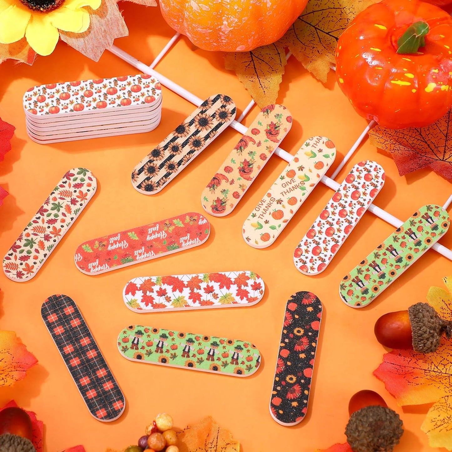 Lasnten 200 Pcs Thanksgiving Mini Nail Files Thanksgiving Gifts for Women Autumn Pumpkin Double Sided Emery Board Nail File Bulk Fall Harvest Pumpkin Manicure Tools for Party Favor Goodie Bag Filling