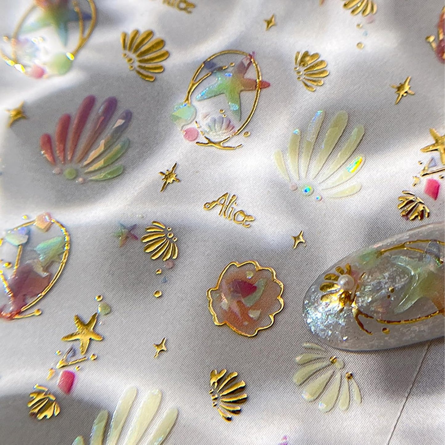 Summer Nail Art Stickers Extra Shiny 5D Self-Adhesive Shell Starfish Nail Decals Gold Star Shell Design Summer Beach Ocean Nail Supplies for Women Manicure Decorations Exquisite Cardboard Set 1 Sheet