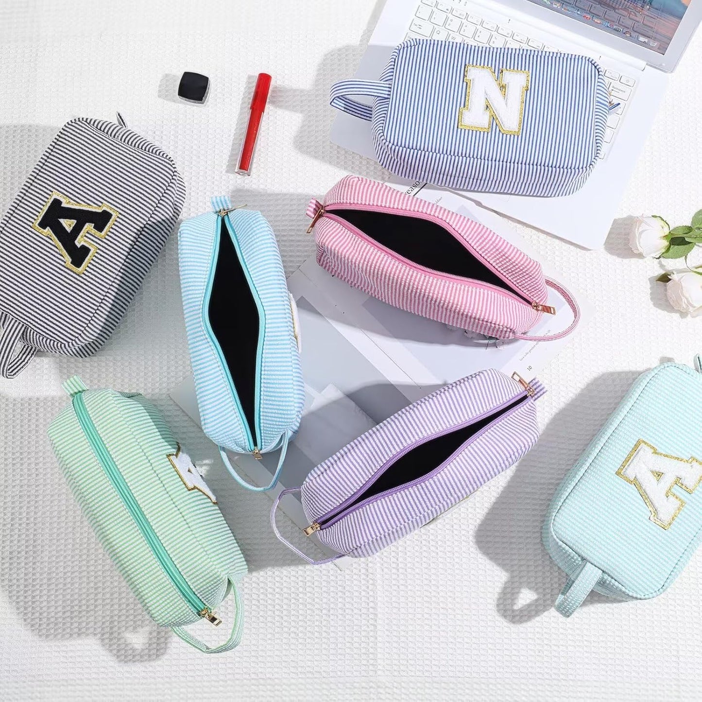 YOOLIFE Initial Cosmetic Bag for Women - Monogram Cute Initial Blue Makeup Bags Toiletry Pouch Make Up Case for Women Her Best Friend Friendship Sister Teacher, Personalized Birthday Gifts for Women O