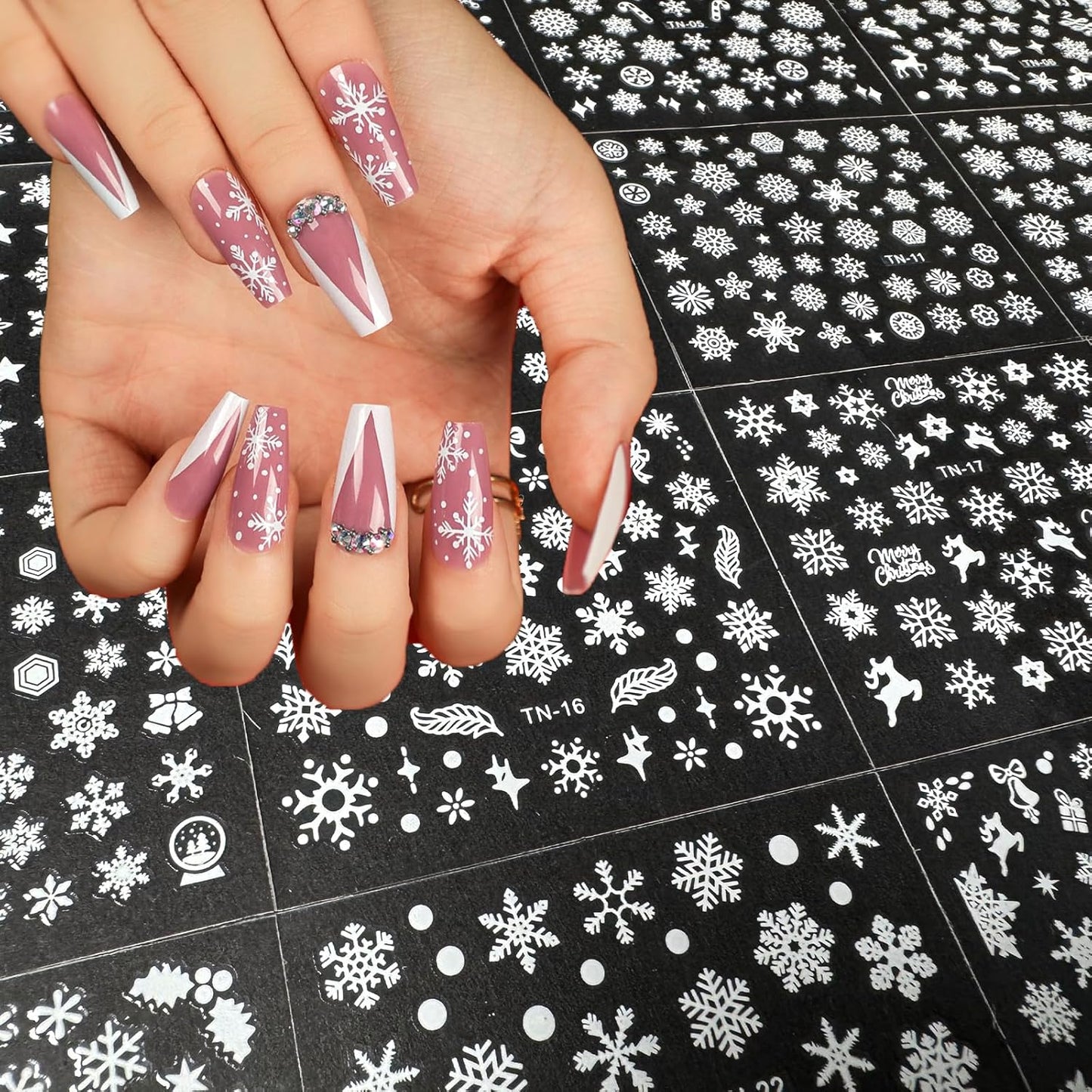 30 Sheets Christmas Nail Art Stickers 3D Self-Adhesive White Snowflake Nail Decals Winter Xmas Elk Snowman Designs Nail Supplies Christmas Cute Nail Decoration for Women Manicure Accessories