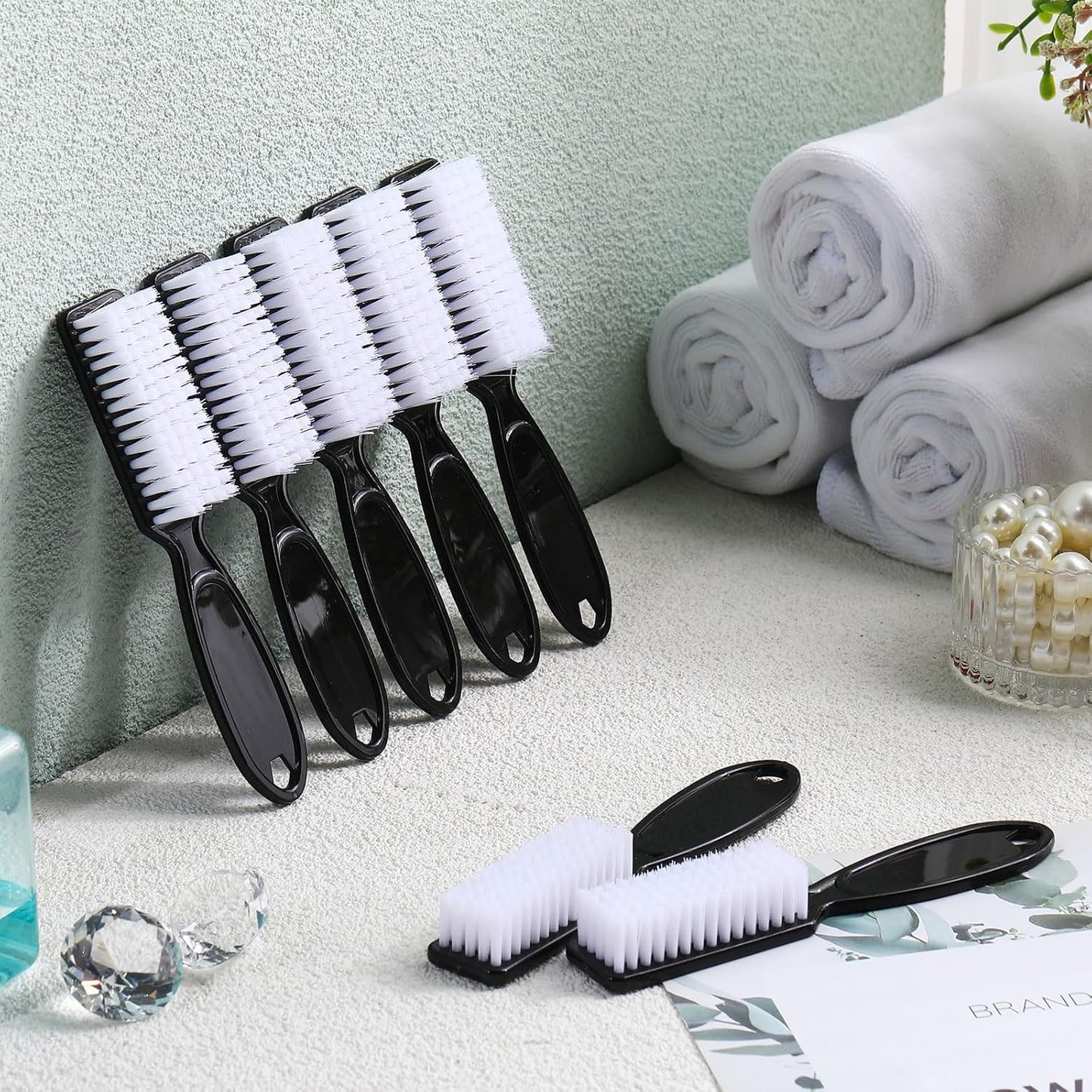Patelai 30 Pcs Nail Scrubber Brushes Bulk Handle Grip Manicure Brushes for Cleaning Fingernails Pedicure Cleaning Brush for Toes and Fingernail Cleaning(Black)