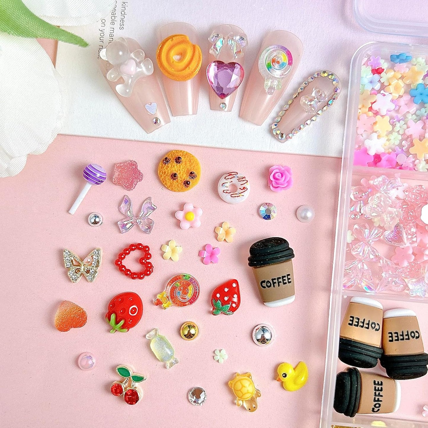 Mixed Colours Flower Nail Charms, Cute Strawberr Candy Star Heart Bow Charms for Nails, Alloy Cherry Gold Bead White Pearl Nail Art Designs for Nail Decorate DIY Craft Body Face Craft and Salon Use